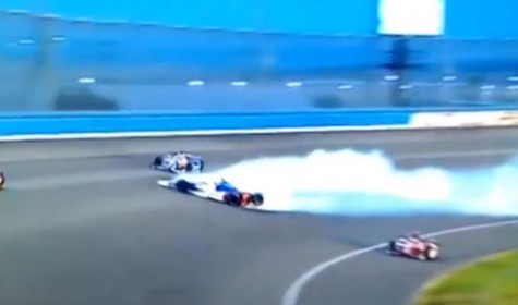 Российский гонщик Алешин разбился во время заезда в США