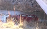 Девочка выжила спустя 14 часов в машине, упавшей в реку