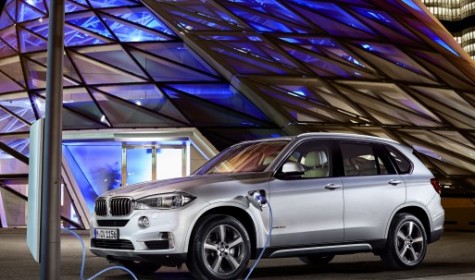 BMW представили первый серийный гибрид - X5 xDrive40e