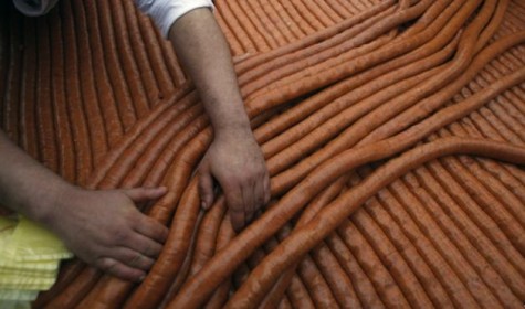 В Сербии сделали колбасу рекордной длины
