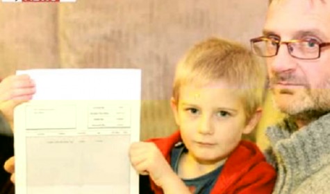 Пятилетний мальчик получил штраф за пропущенный день рождения друга