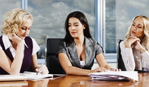 В чем заключаются особенности работы в женском коллективе