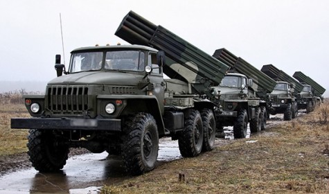 Главы ДНР и ЛНР утвердили план отвода тяжелого вооружения на юго-востоке Украины